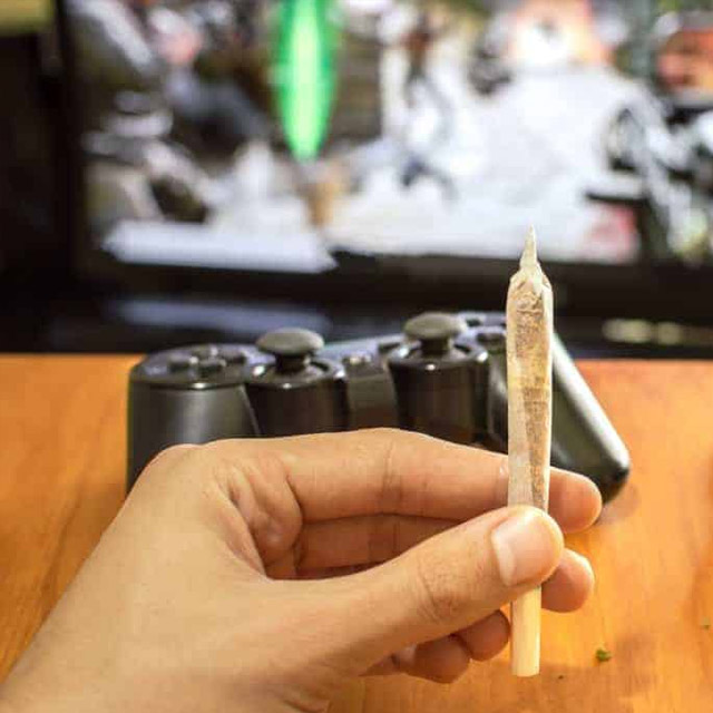Best Weed Games to Play When High